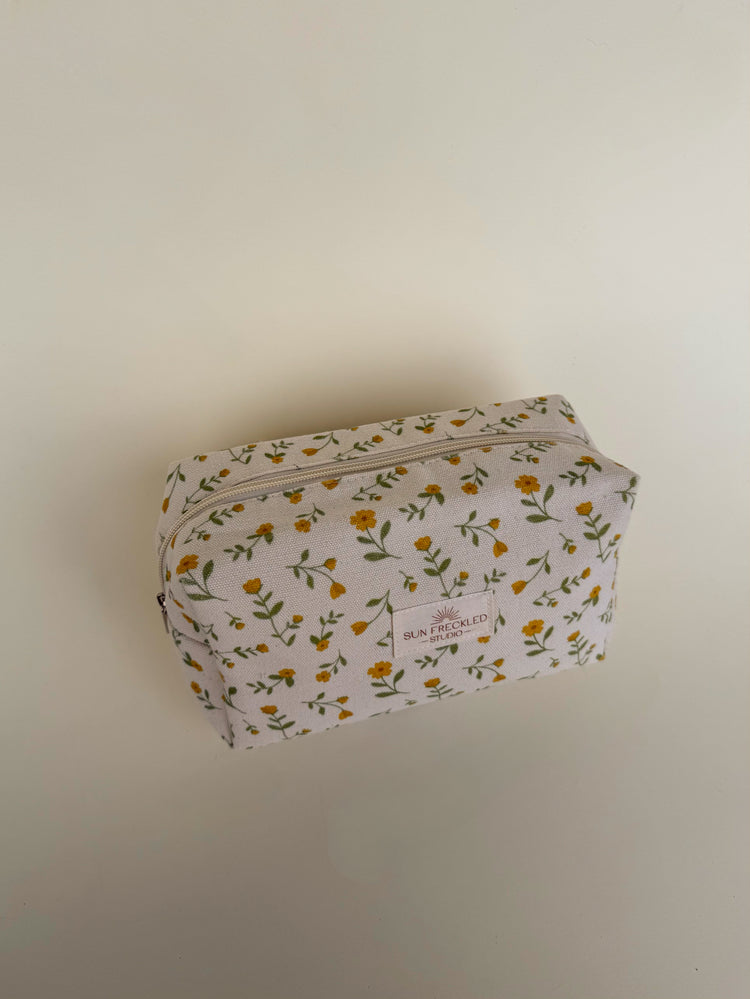 Buttercup Essentials Pouch