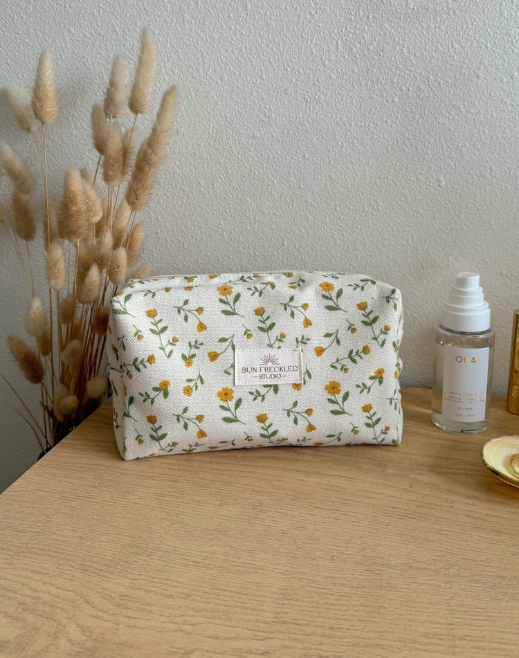 Buttercup Essentials Pouch